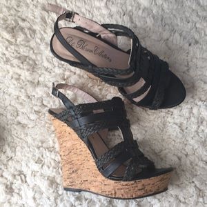 Tully’s de blossom sandal wedges black 6.5